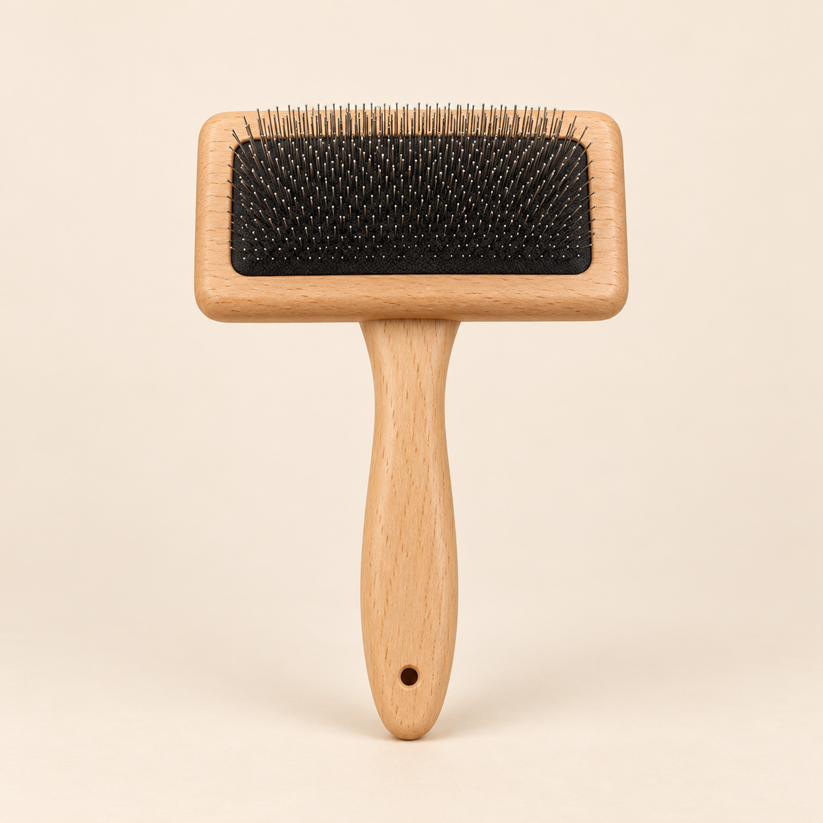 Brosse de toilettage en bois